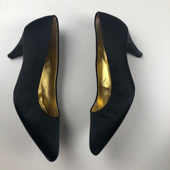 Fendi vintage black suede heels 36.5 (US 6.5 ) - Picture 4 of 11